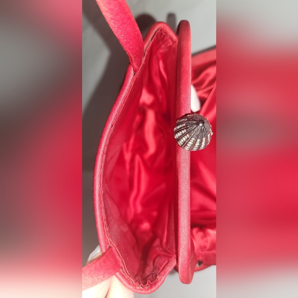 Red Satin Top-Handle Women's Bag BLOOMINGDALE' Little Red Bag Purse Handbag NEW - Picture 12 of 14